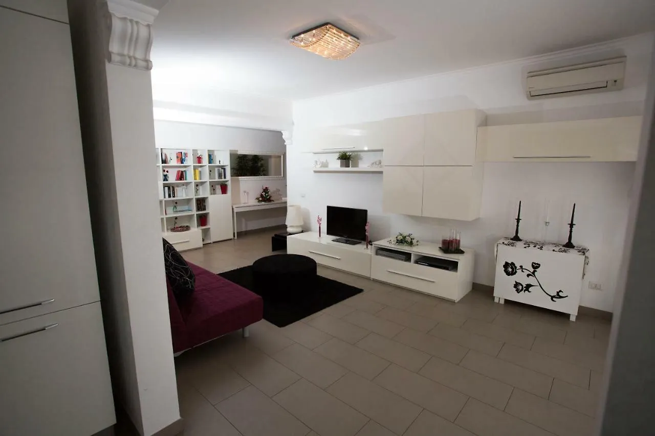 Appia Tourist Apartment Roma Italia