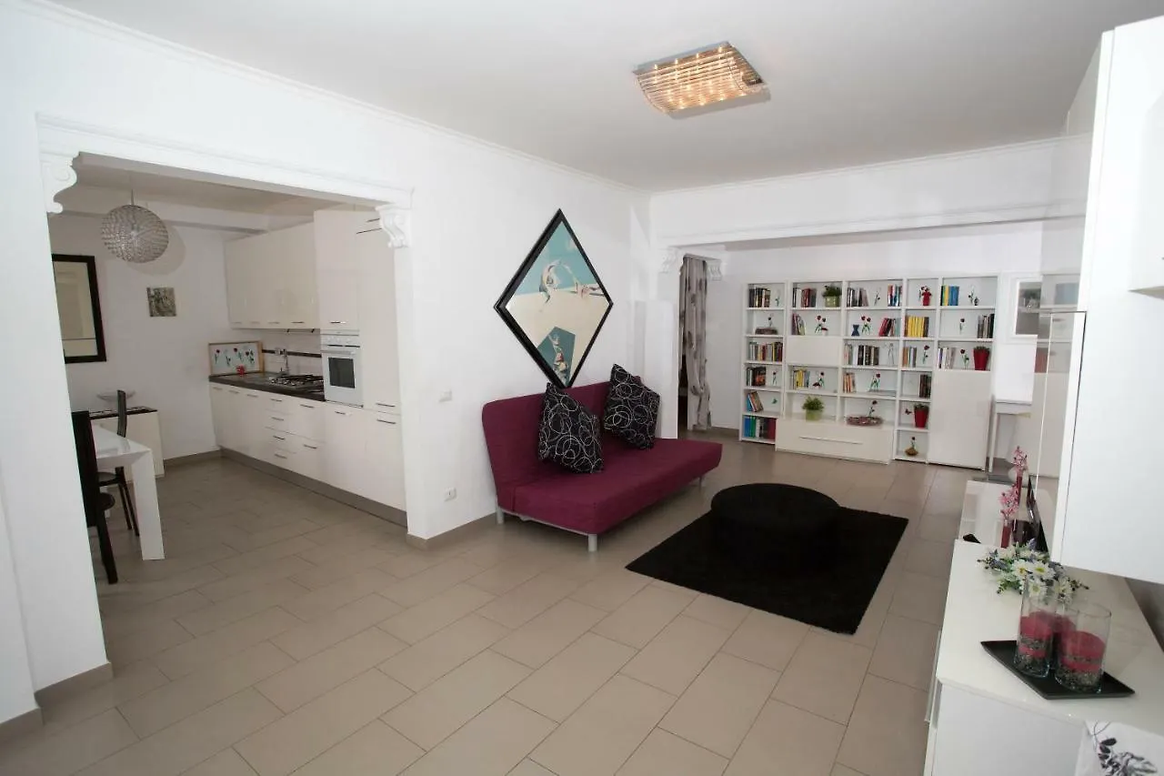 Appia Tourist Apartment Roma